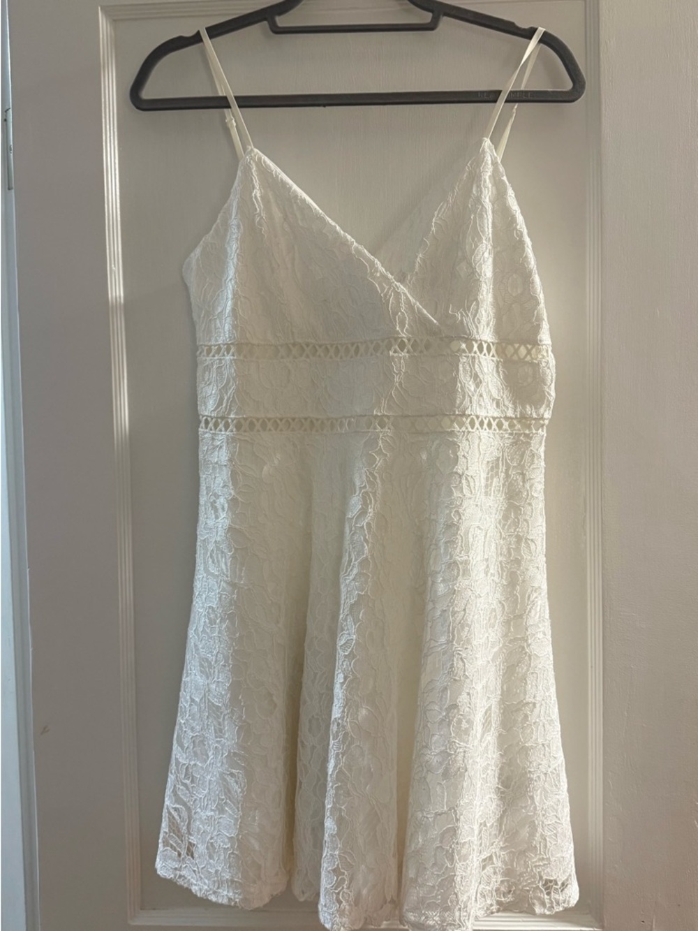 Francesca's Collections White Lace Spaghetti-Strap Dress
